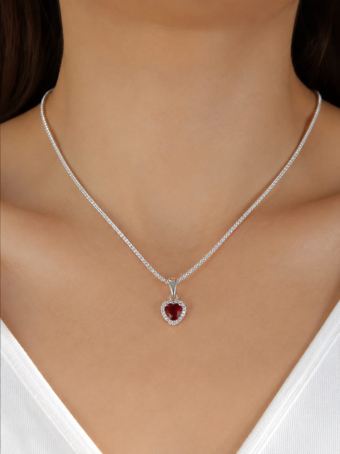 Collar Con Dije De corazón Rojo