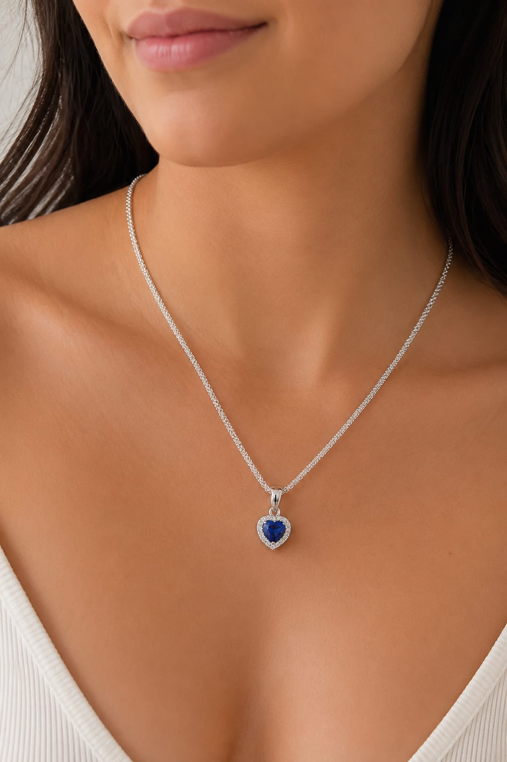 Collar Con Dije Corazón Azul Marino